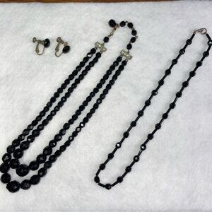 Vintage Laguna Elegant Black Beaded Necklace and Earring Set